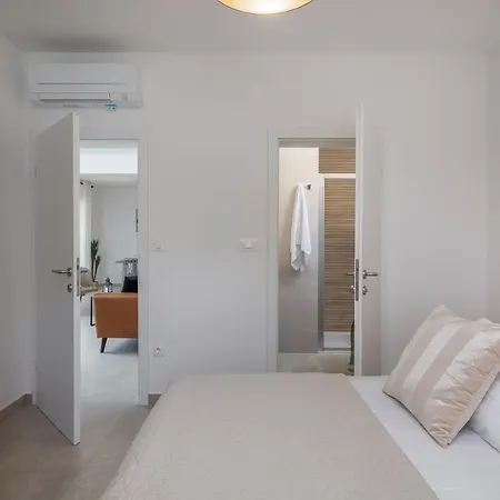 Apartament Mirta *