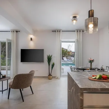 Apartment Mirta *